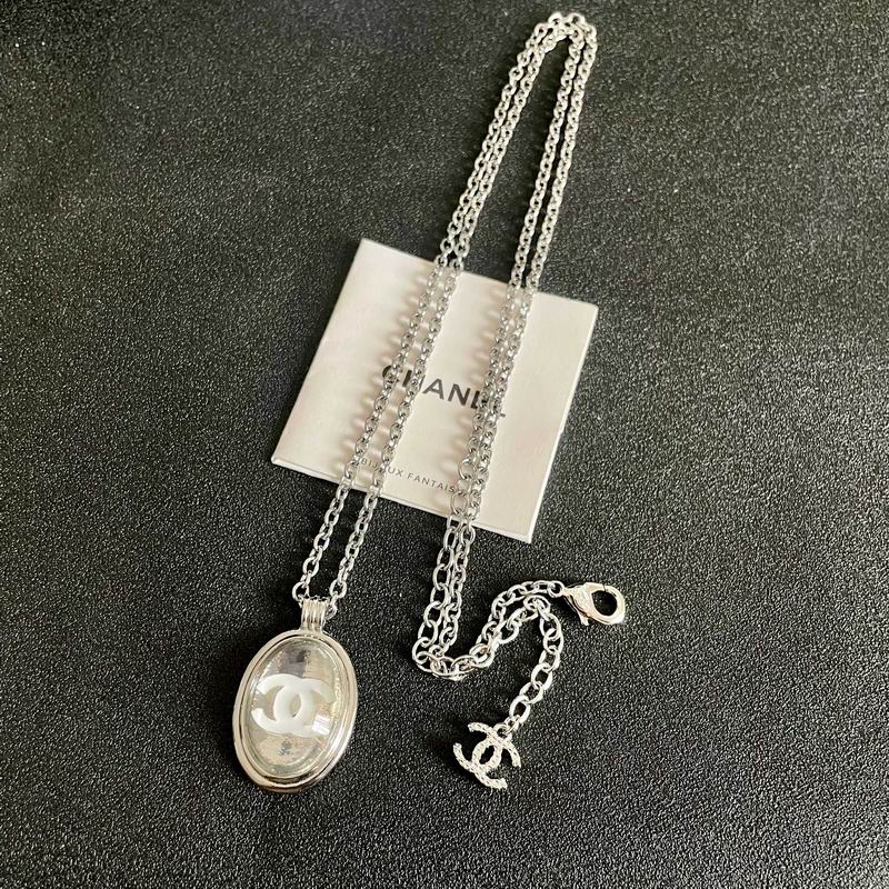 Chanel necklace 06yxh03